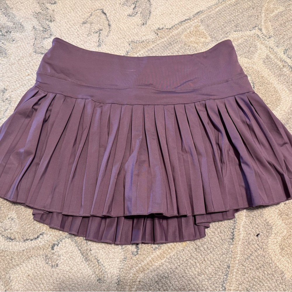 Gold Hinge pleated Skirt in Plum sz XL